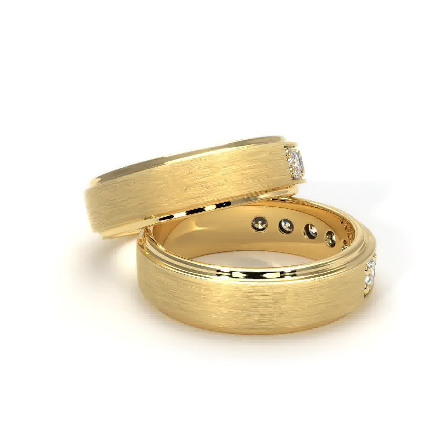 Louis Yellow Gold