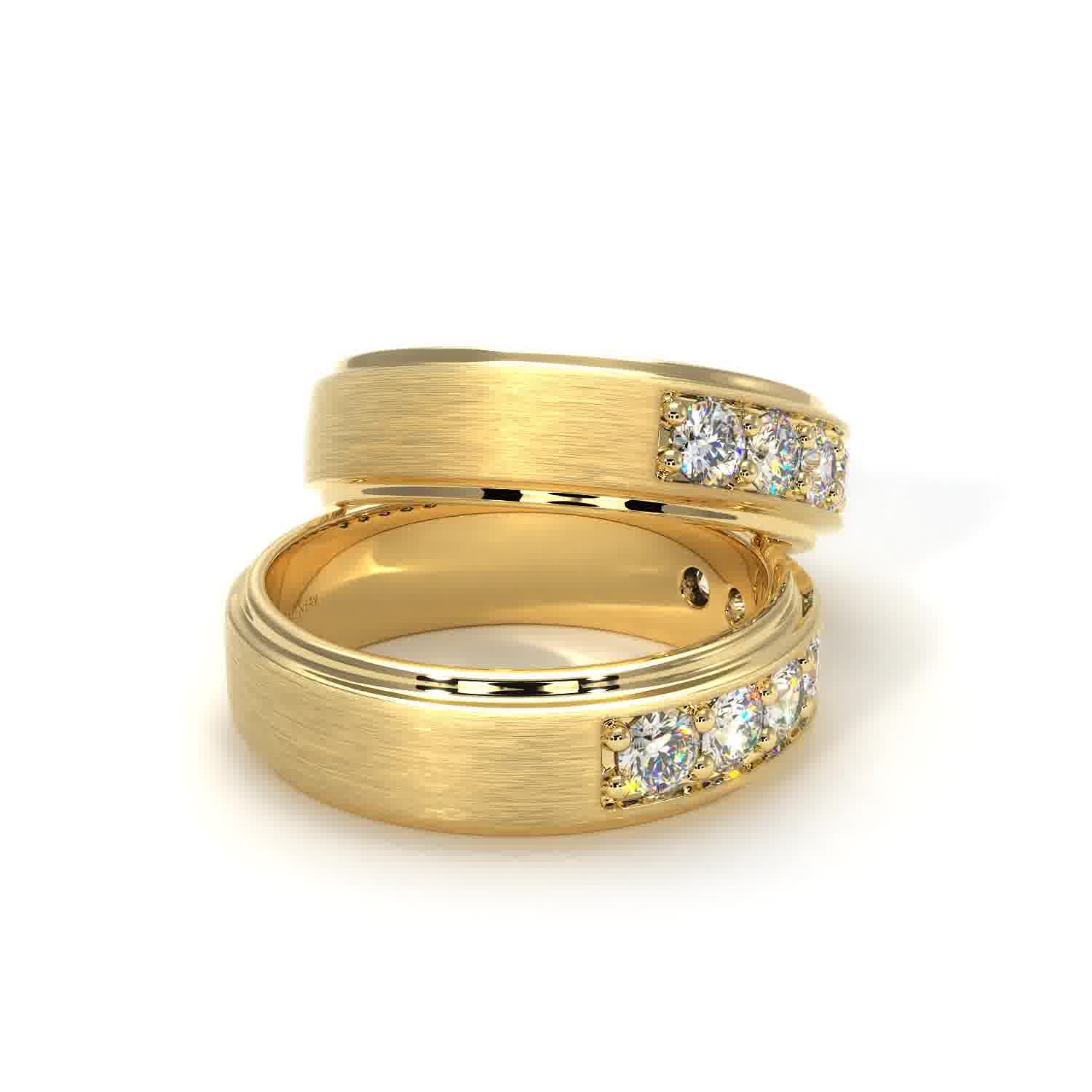 Louis Yellow Gold
