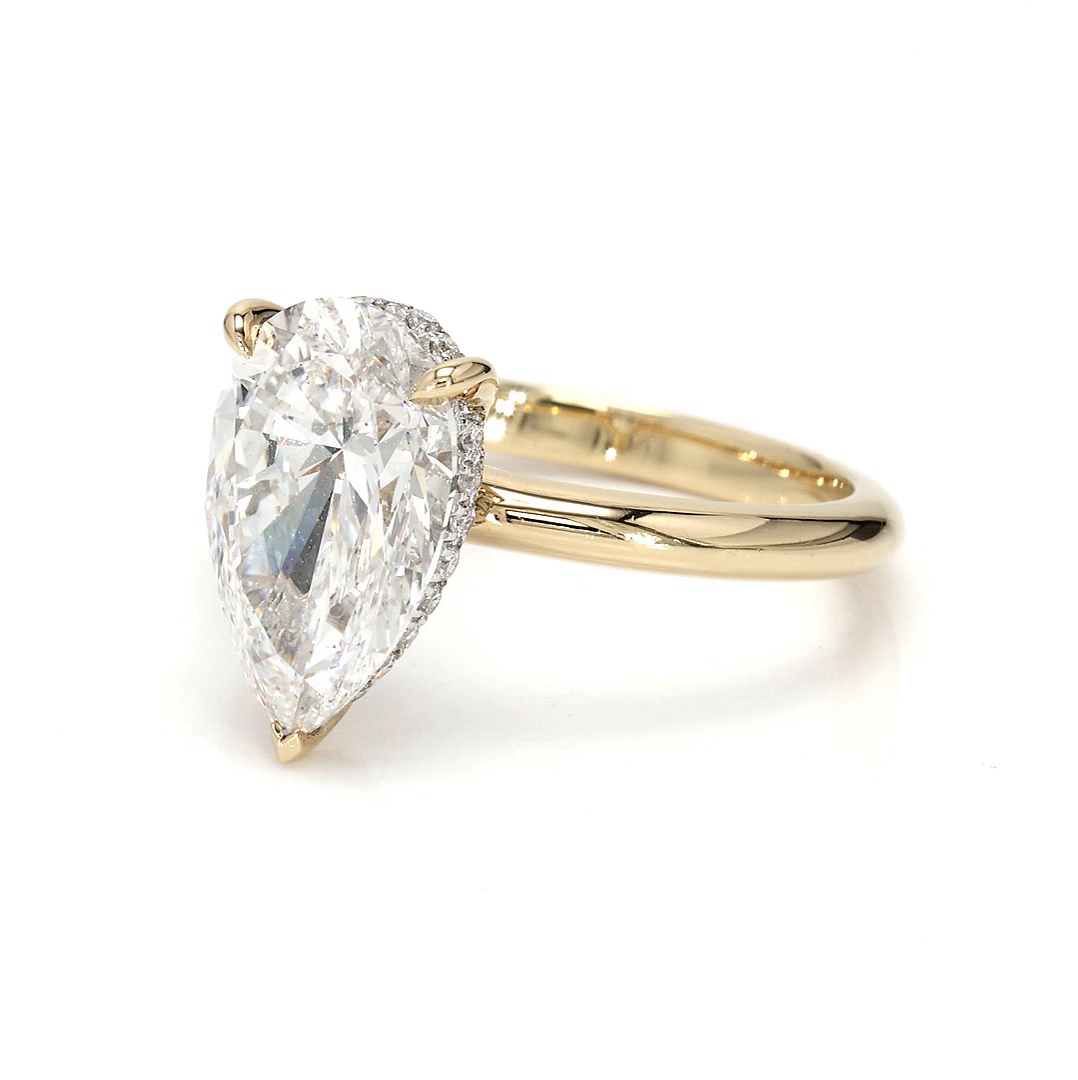 3.21ct Hailey Size 6.5 Yellow Frame 1