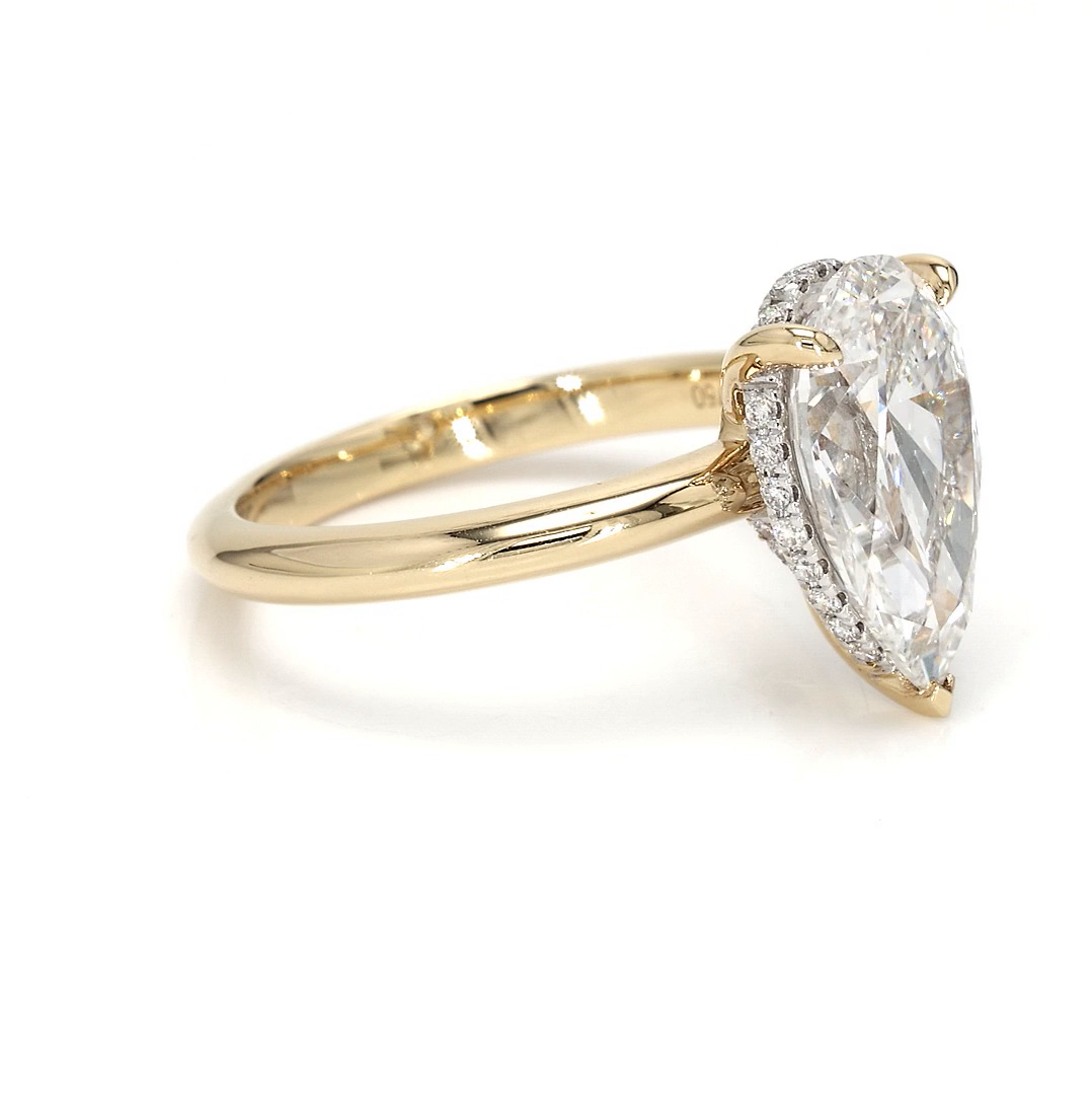 3.21ct Hailey Size 6.5 Yellow Frame 9