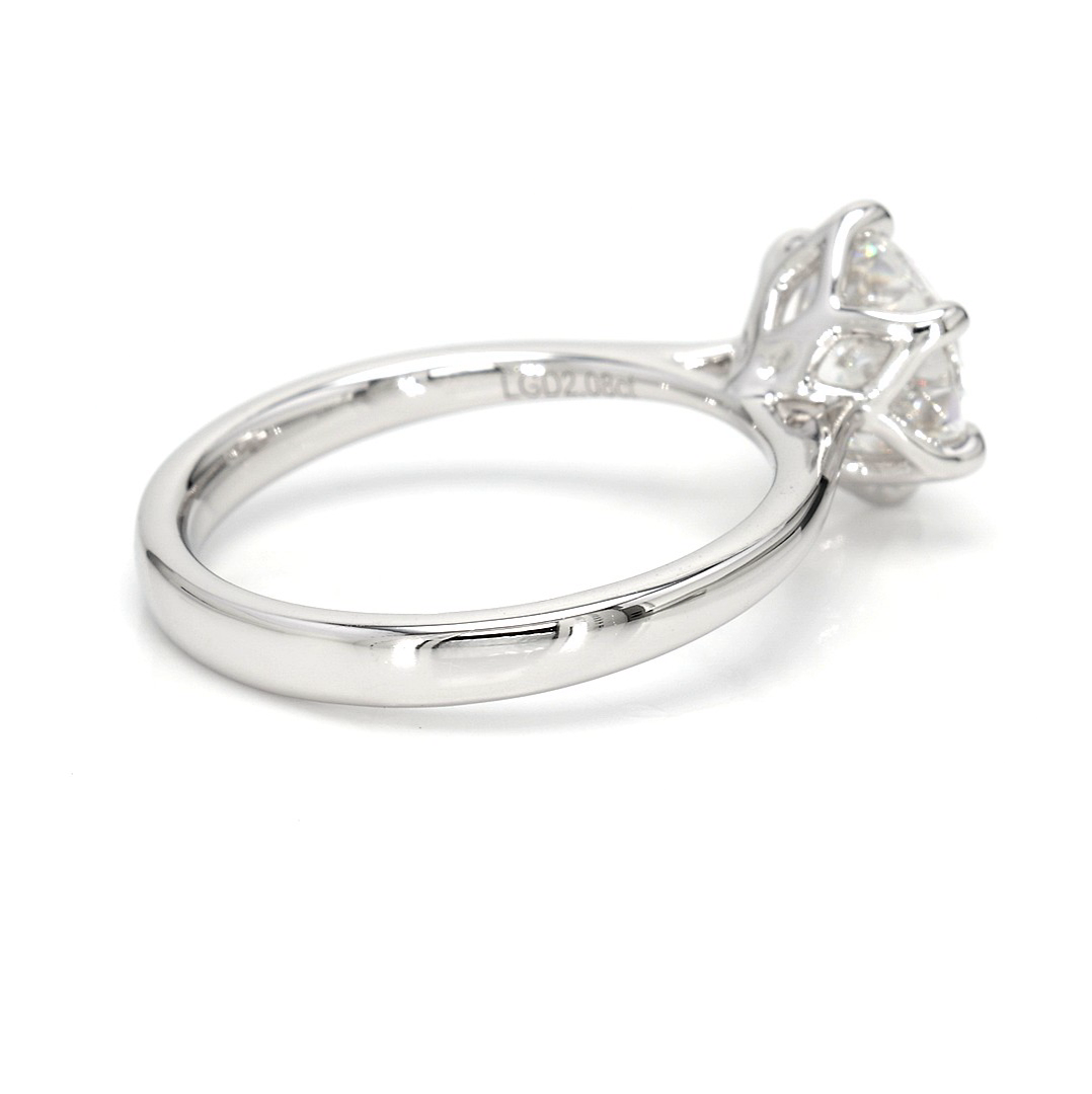 2.08ct Fleur Size 6.5 White Frame 7