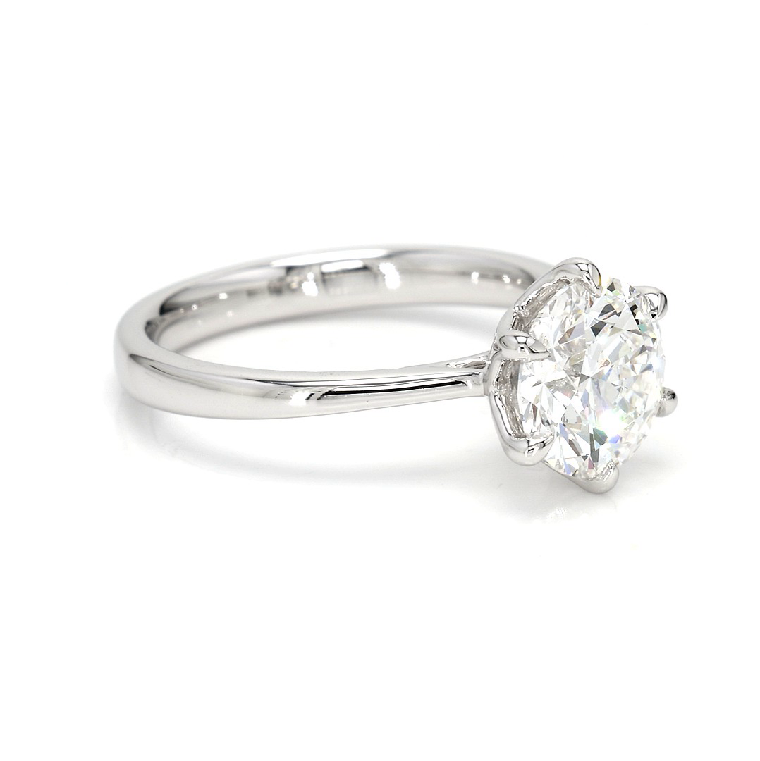 2.08ct Fleur Size 6.5 White Frame 20