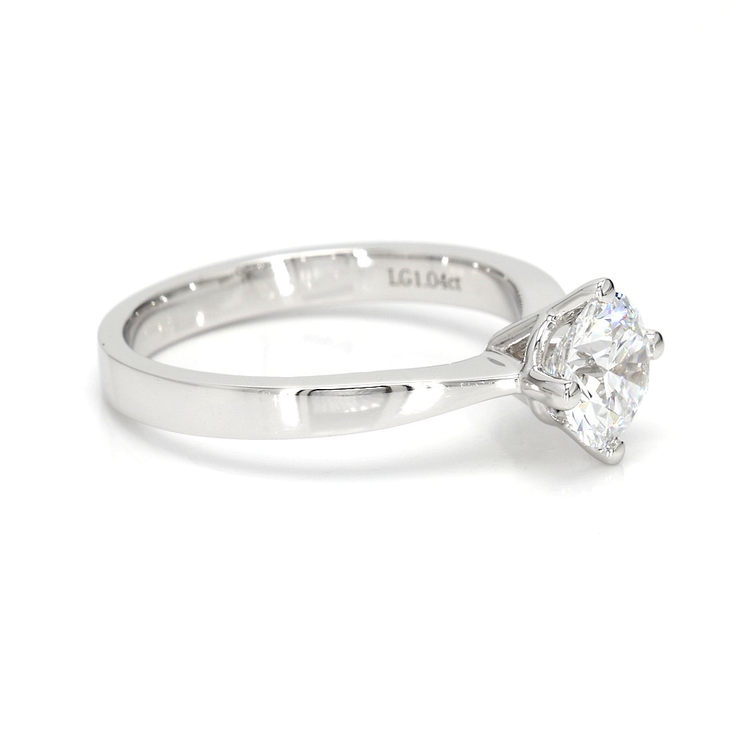 1.04ct Miel Size 6.5 White Frame 9