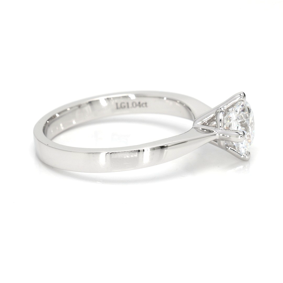 1.04ct Miel Size 6.5 White Frame 19