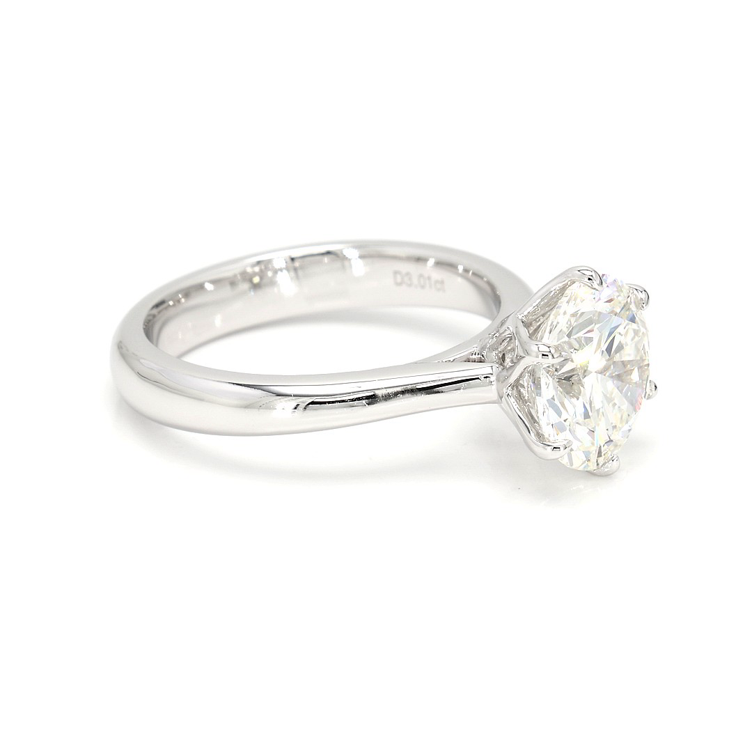 18K 3.01 ct H VS2 P2,325,200 White Frame 9