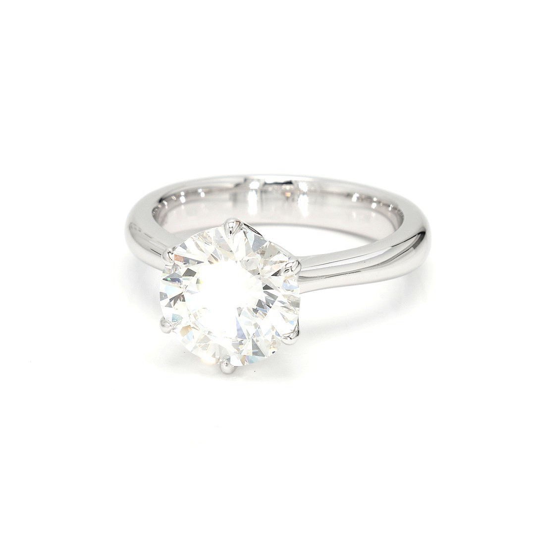 18K 3.01 ct H VS2 P2,325,200 White Frame 11
