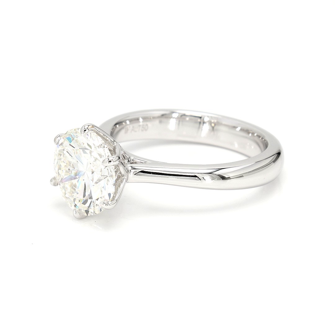 18K 3.01 ct H VS2 P2,325,200 White Frame 12