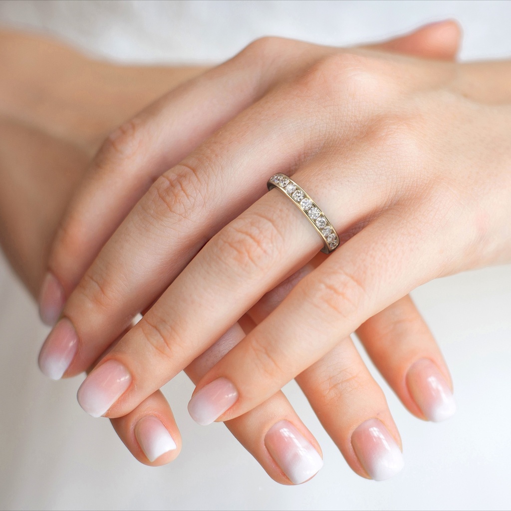 Channel - Lab Grown Yellow Gold