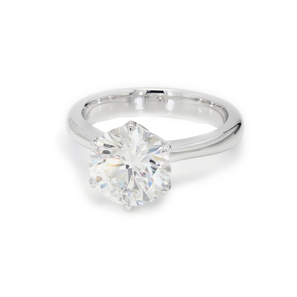 18K 3.01 ct H VS2 P2,325,200 White